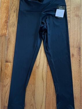 Bali Black Stretch Waistband Leggings NWT
